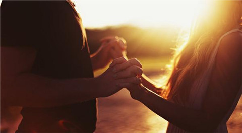 情感小故事,感人的爱情故事 情感小故事,感人的爱情故事第3张